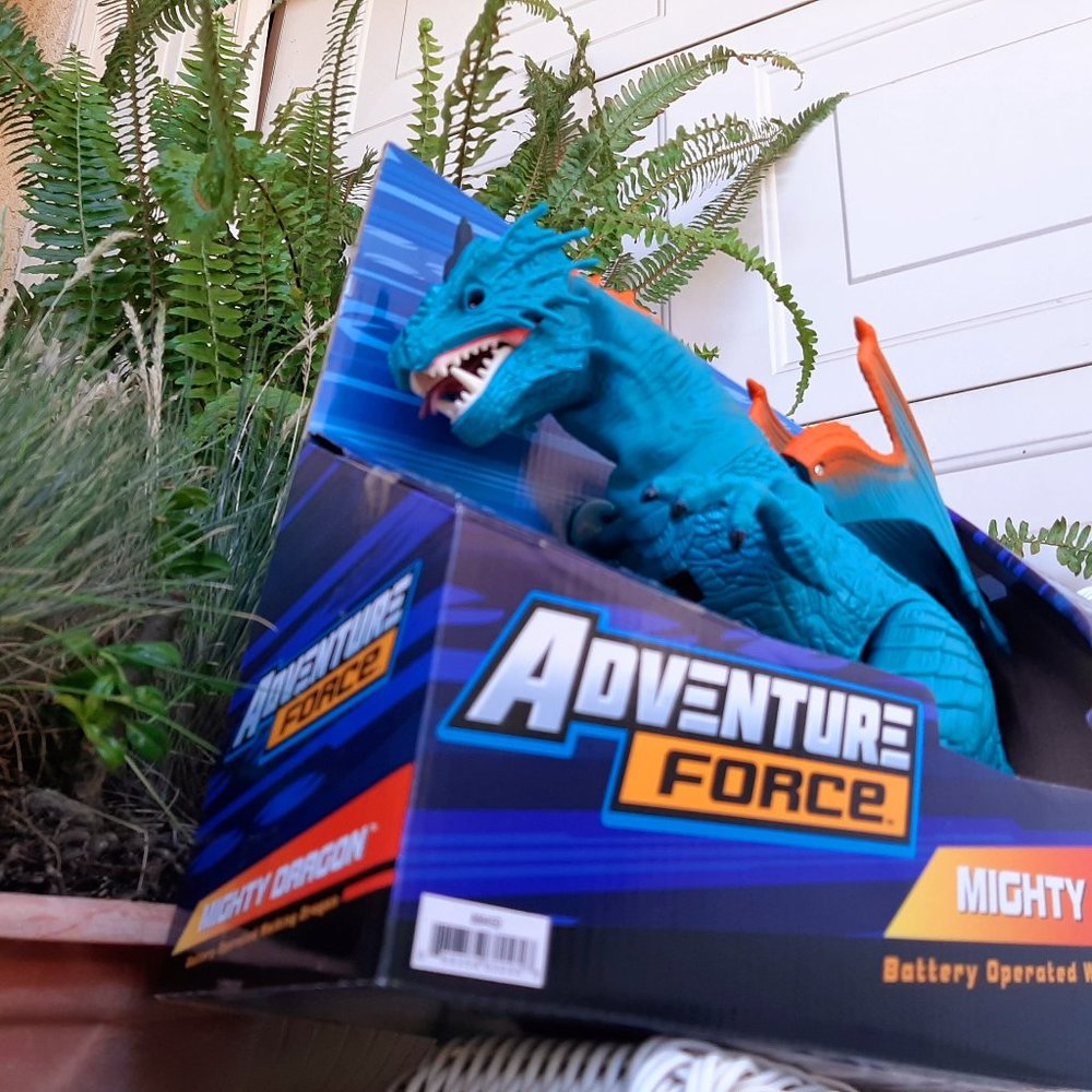 Mighty walking Dragon with AUDIO adventure force